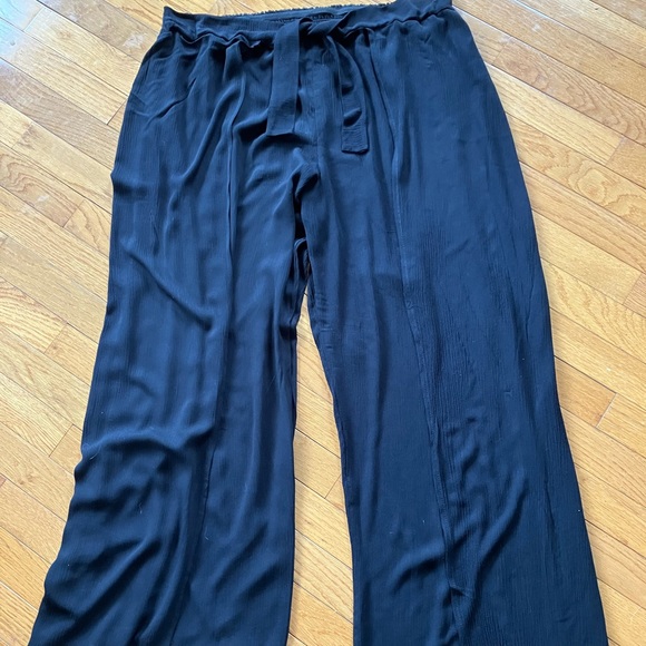 Becca ETC by Rebecca Virtue, Becca Plus Modern Muse Cover-Up, Wrap Pants. - Picture 10 of 10